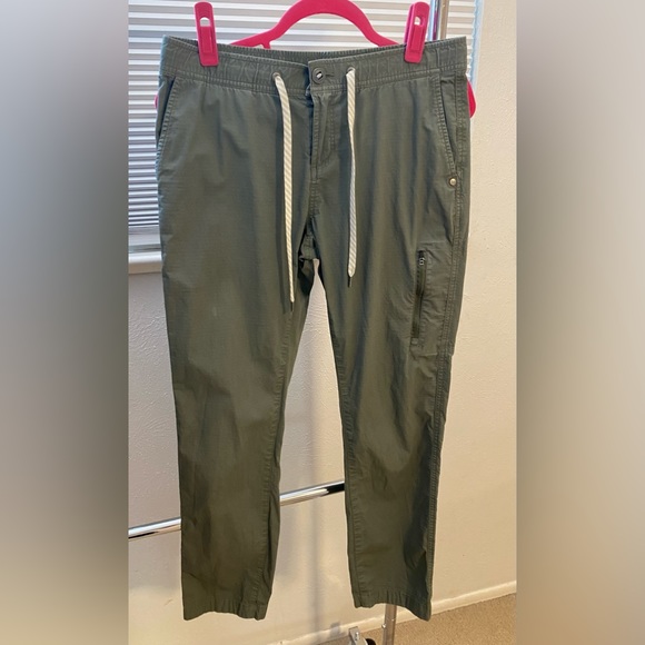 Vuori Ripstop Pant Dark Oregano Good Condition, Size Medium - Picture 2 of 10